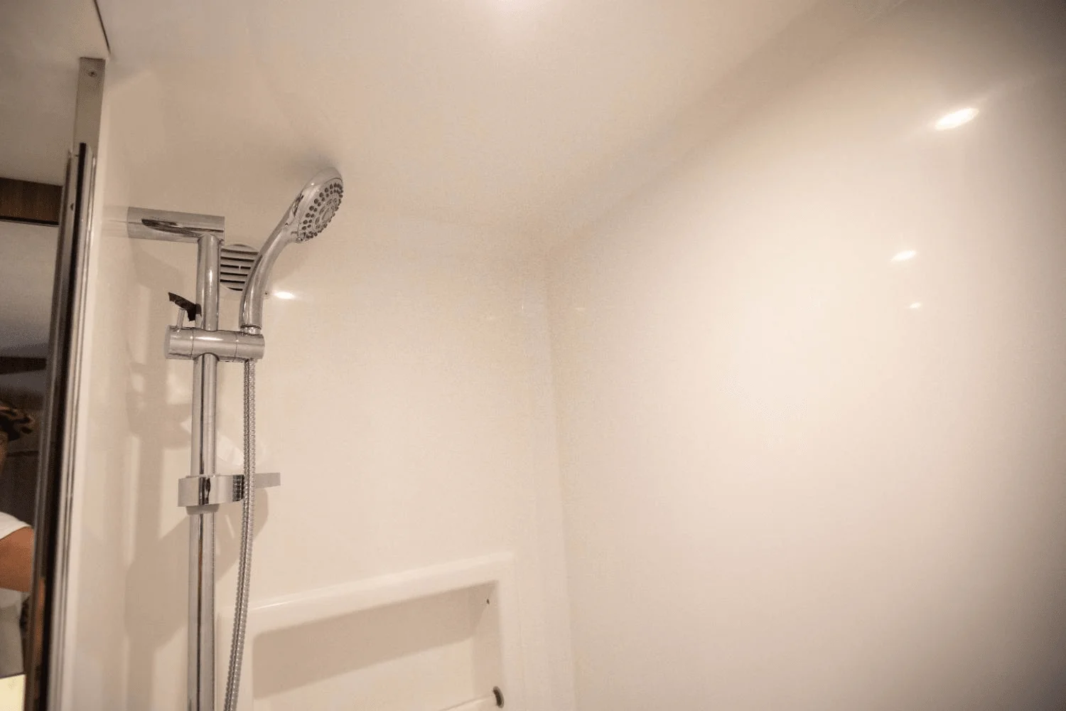 2025 Cruisers Yachts 46 Cantius Image Thumbnail #79