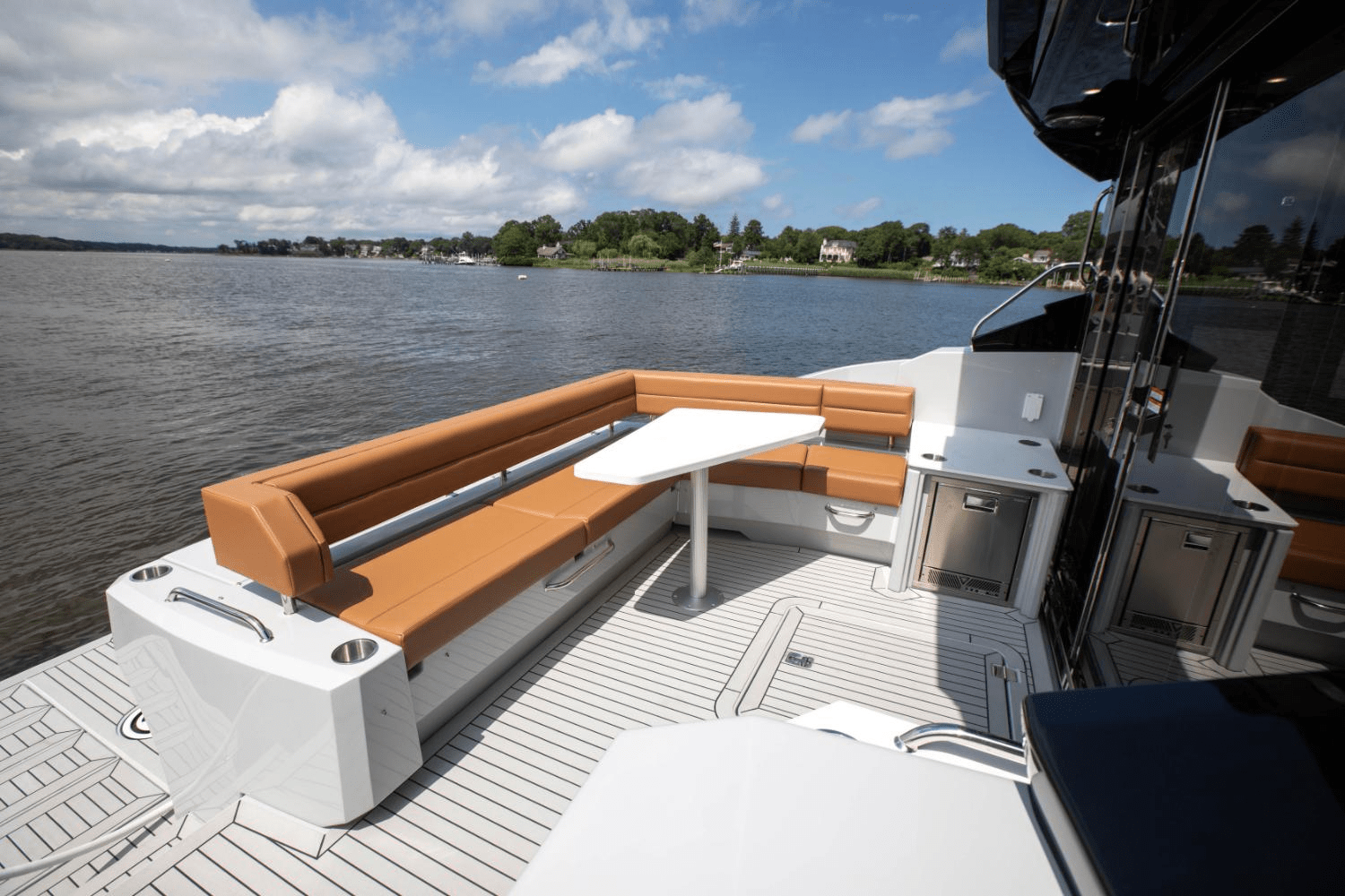 2025 Cruisers Yachts 46 Cantius Image Thumbnail #28