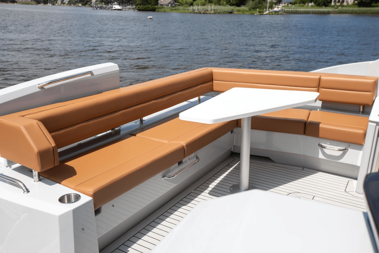 2025 Cruisers Yachts 46 Cantius Image Thumbnail #30