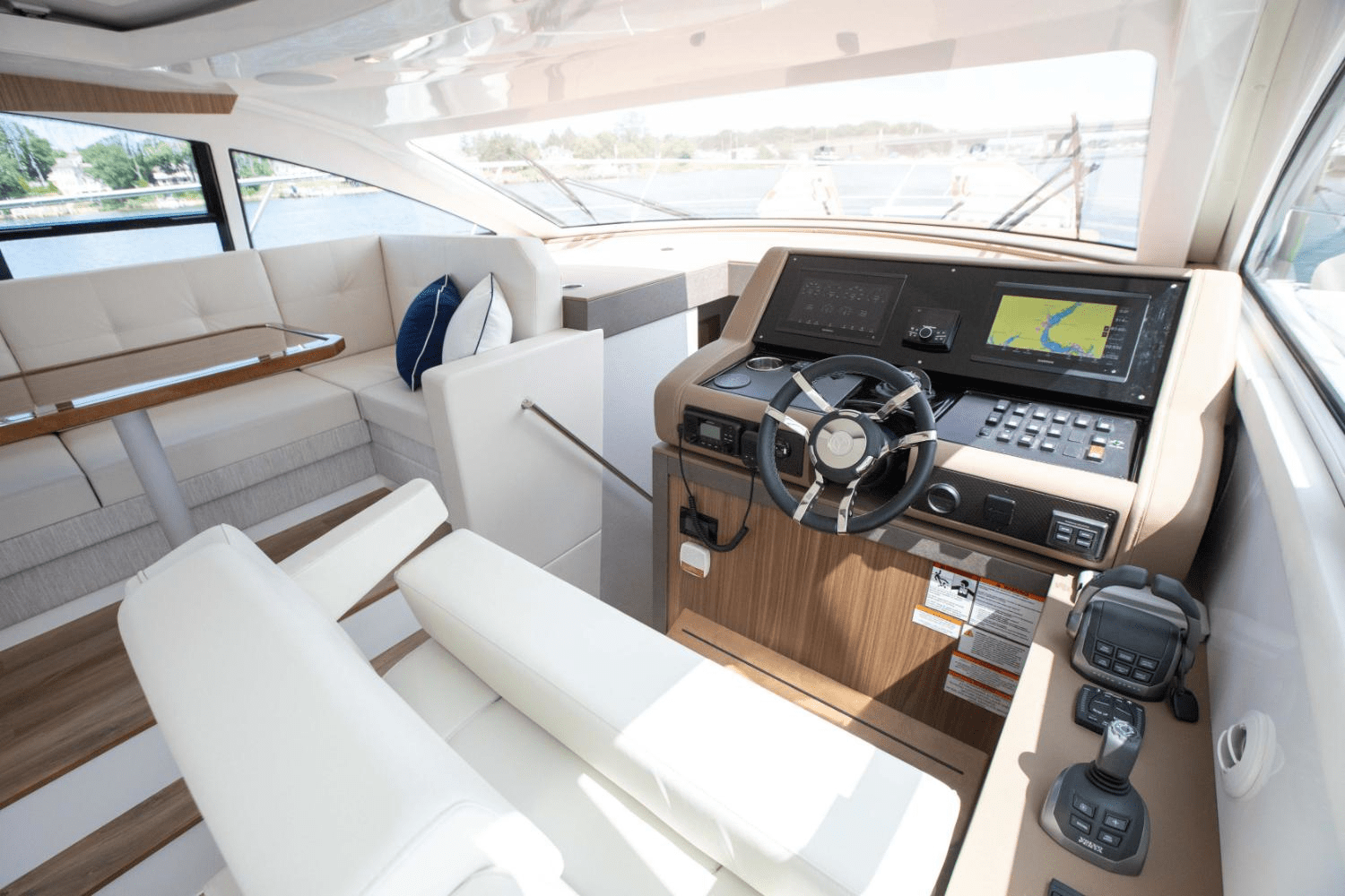 2025 Cruisers Yachts 46 Cantius Image Thumbnail #60