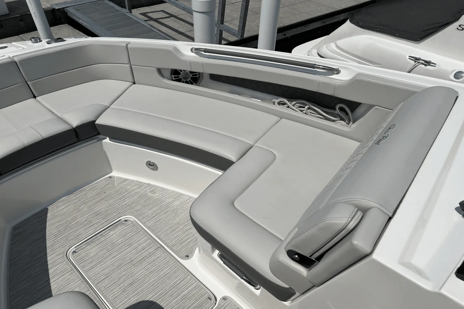 2023 Sea Ray 310 SLX Image Thumbnail #15