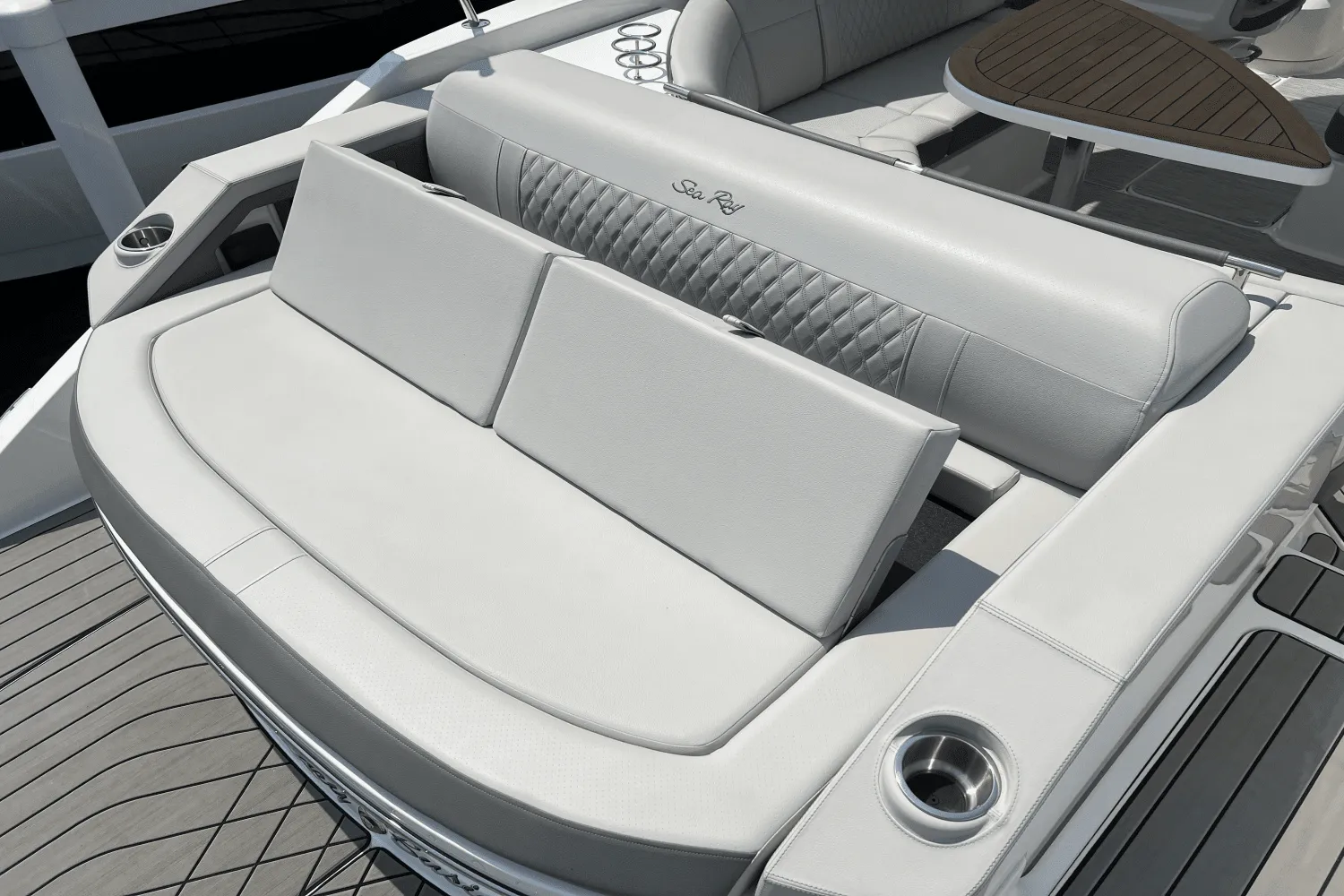 2023 Sea Ray 310 SLX Image Thumbnail #45