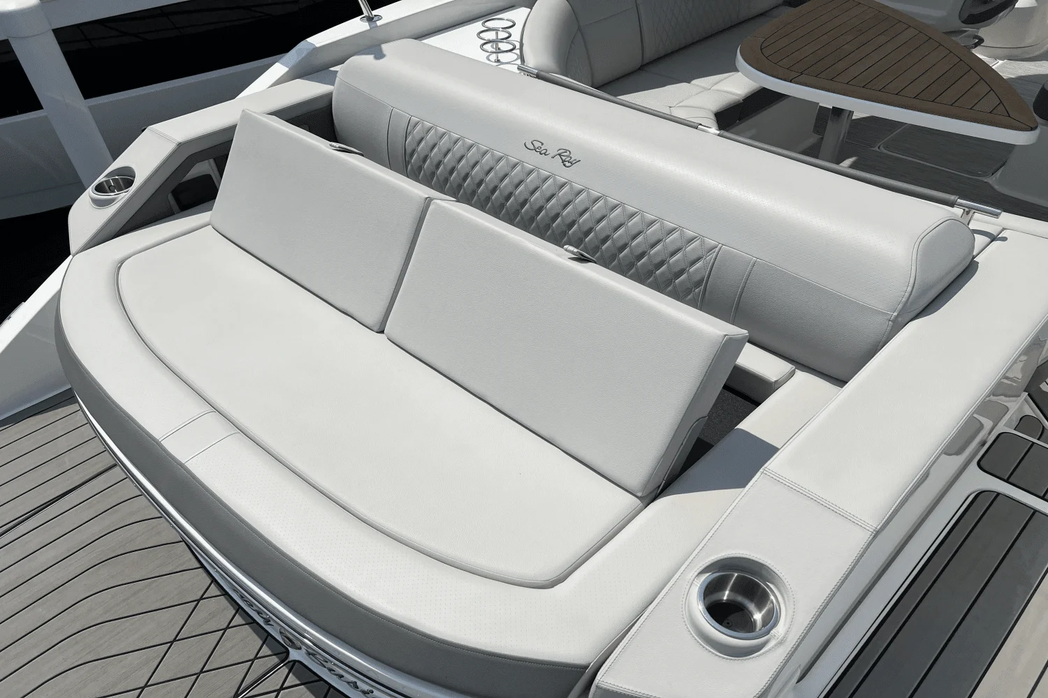 2023 Sea Ray 310 SLX Image Thumbnail #45
