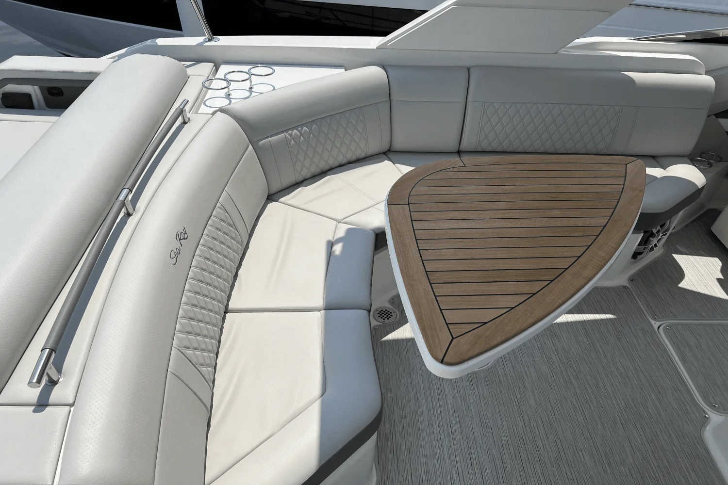 2023 Sea Ray 310 SLX Image Thumbnail #37