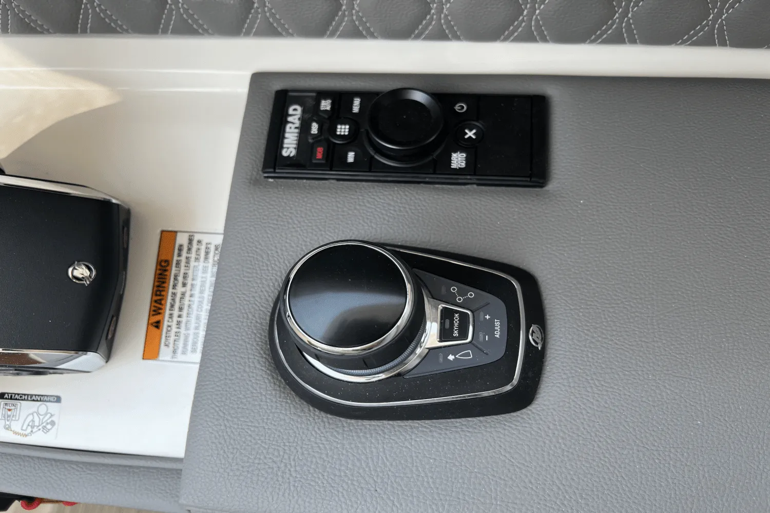 2023 Sea Ray 310 SLX Image Thumbnail #25