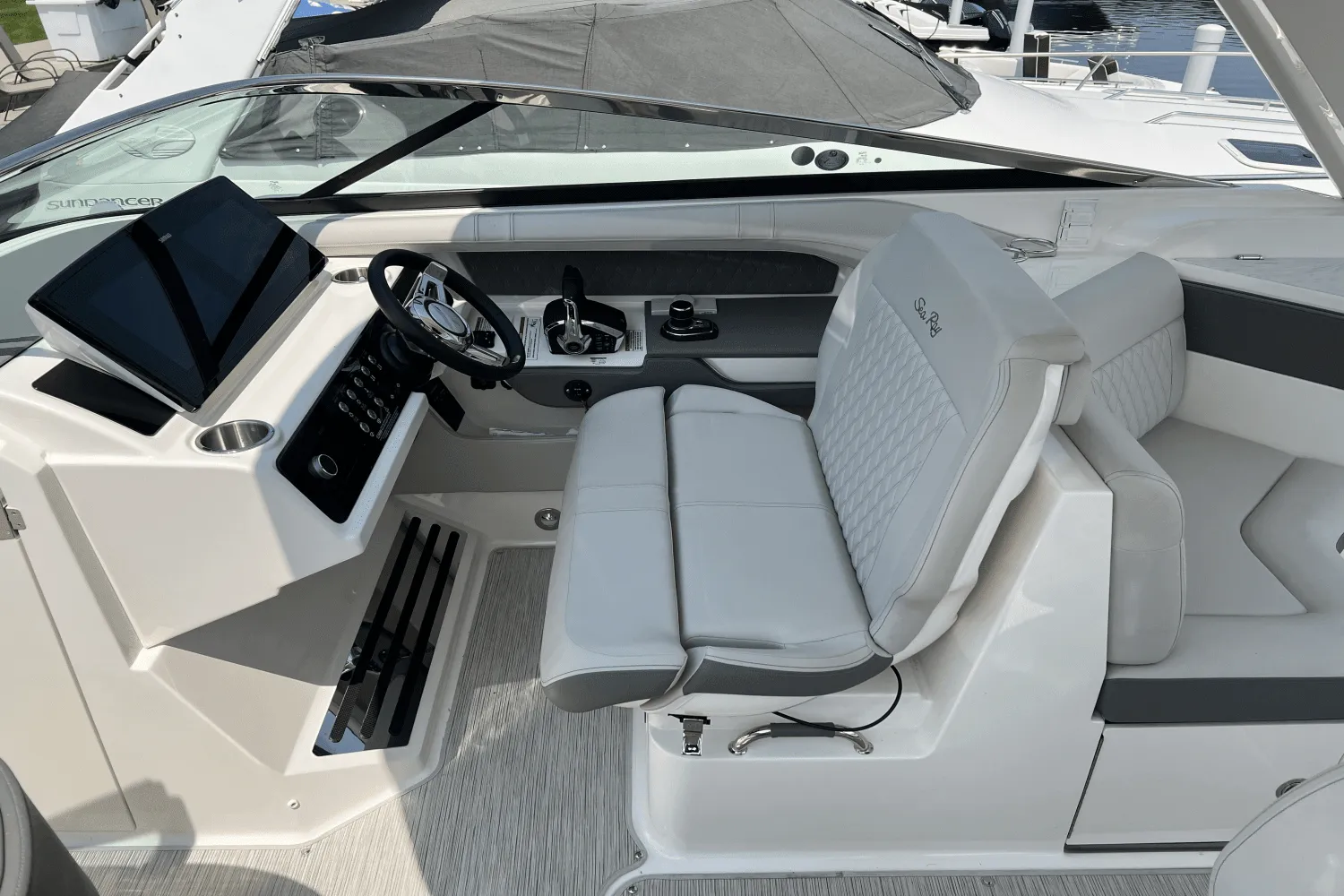 2023 Sea Ray 310 SLX Image Thumbnail #23