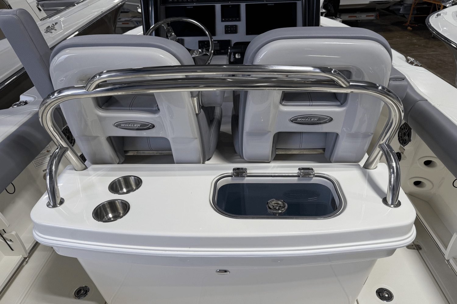 2026 Boston Whaler 250 Outrage Image Thumbnail #2