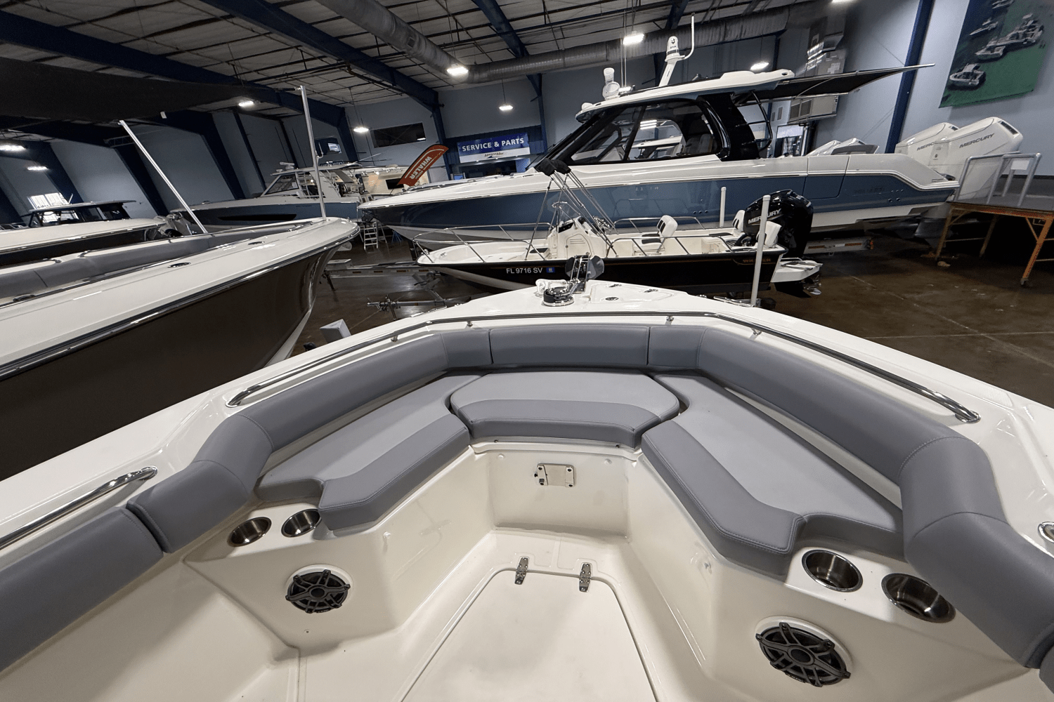 2026 Boston Whaler 250 Outrage Image Thumbnail #9