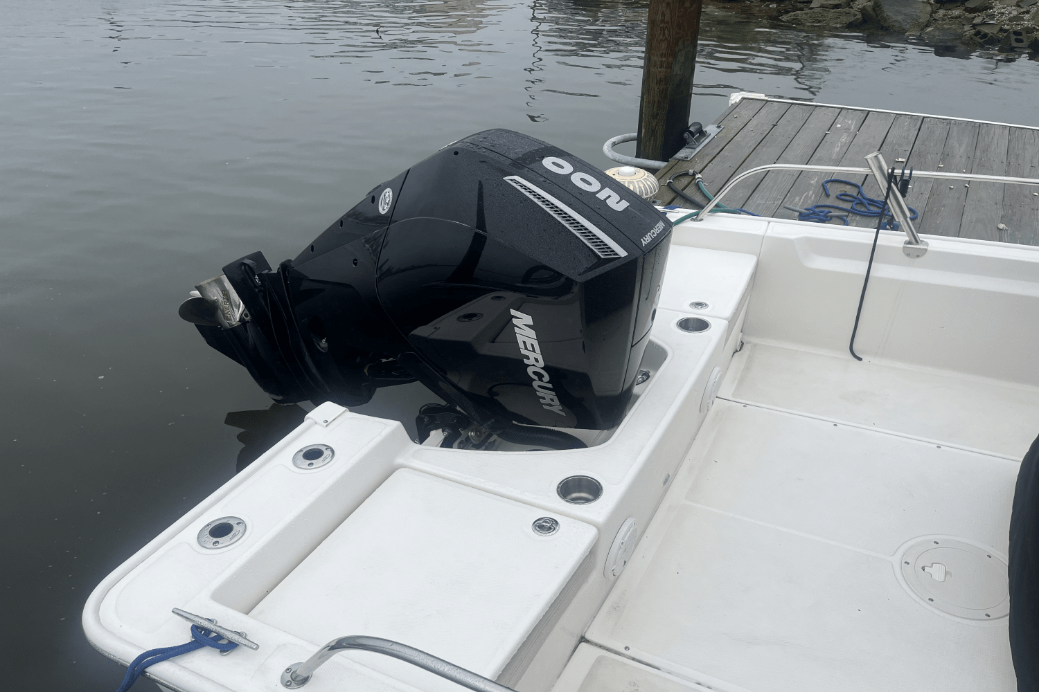 2023 Boston Whaler 210 MONTAUK Image Thumbnail #7