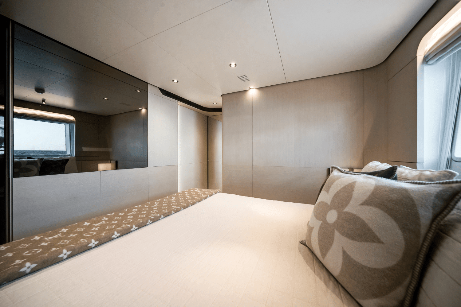 2024 Azimut 27 METRI Image Thumbnail #62