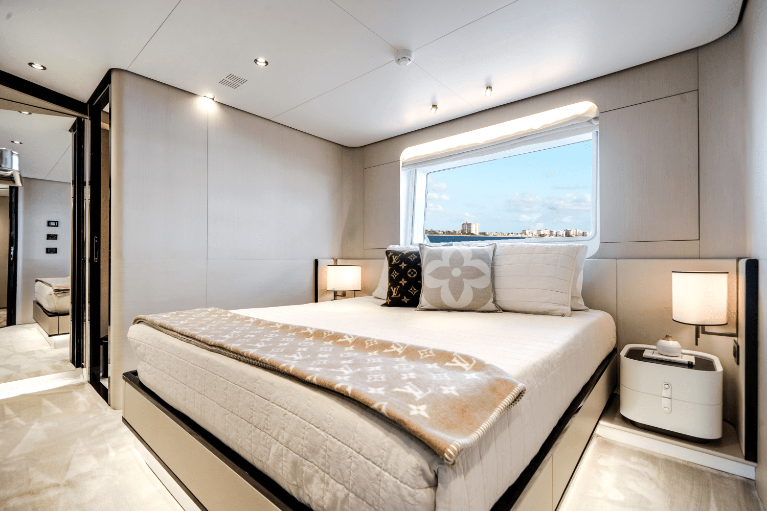 2024 Azimut 27 METRI Image Thumbnail #61