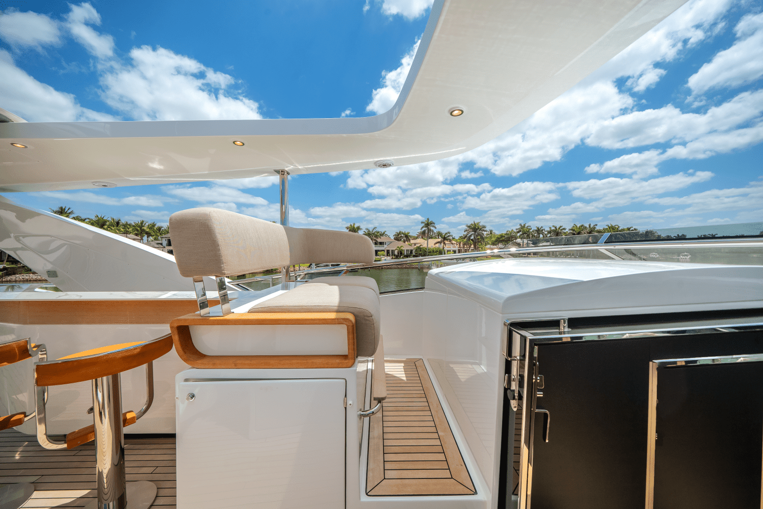 2024 Azimut 27 METRI Image Thumbnail #17