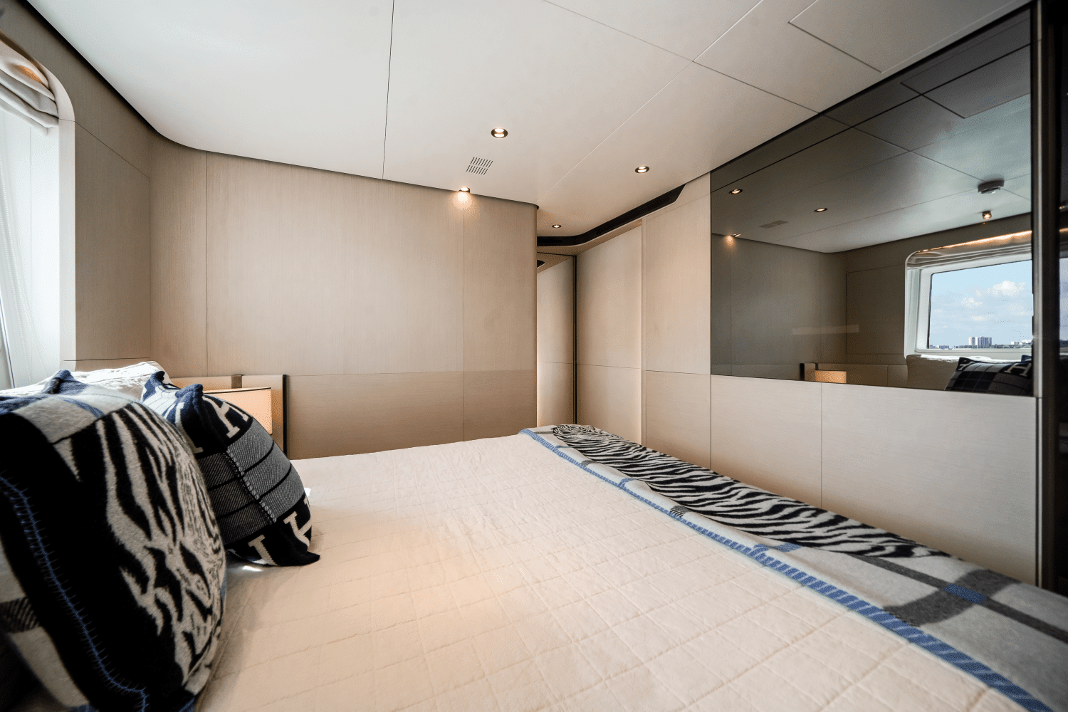 2024 Azimut 27 METRI Image Thumbnail #68
