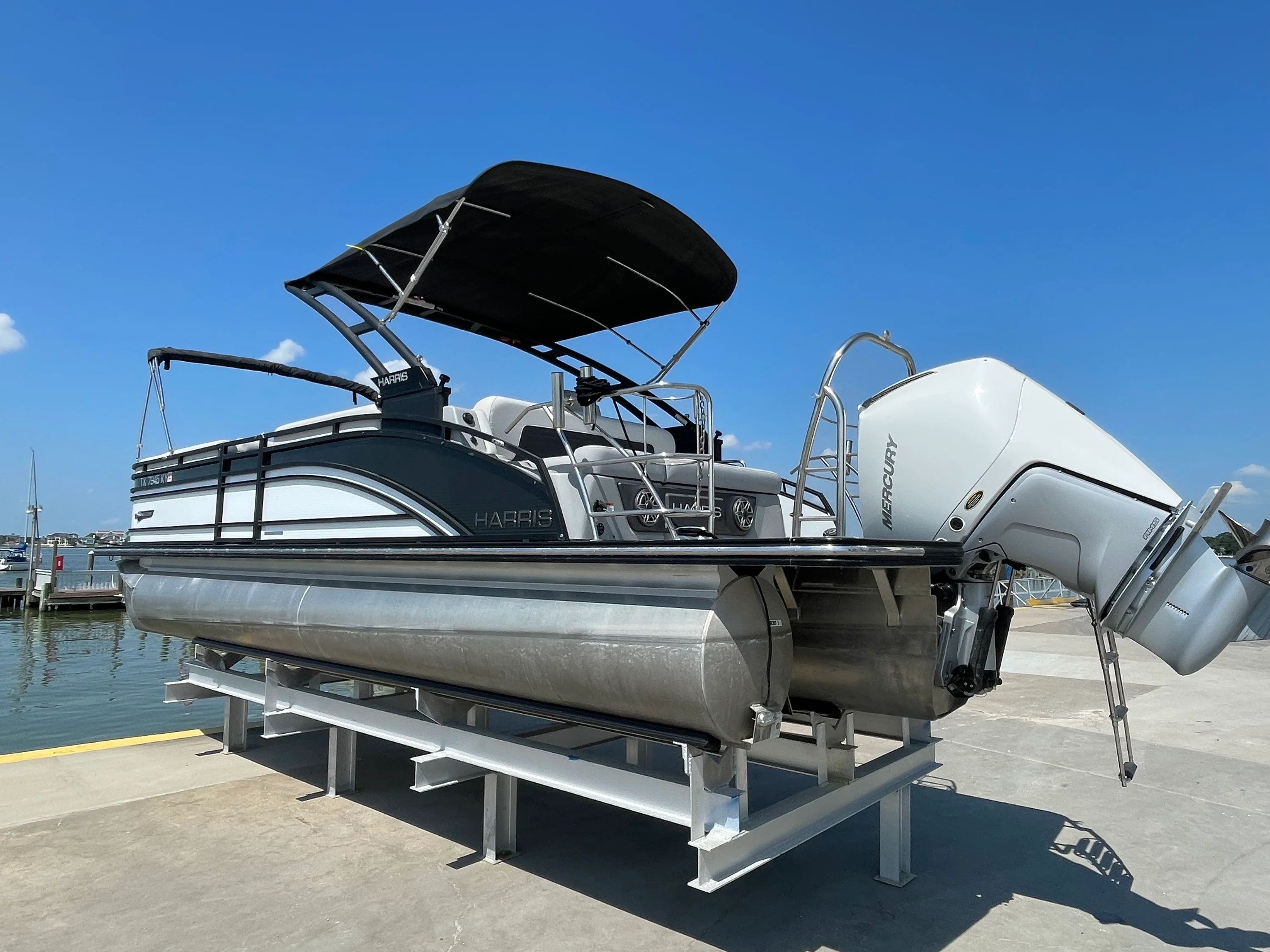 2023 Harris 250 SOLSTICE Image Thumbnail #4