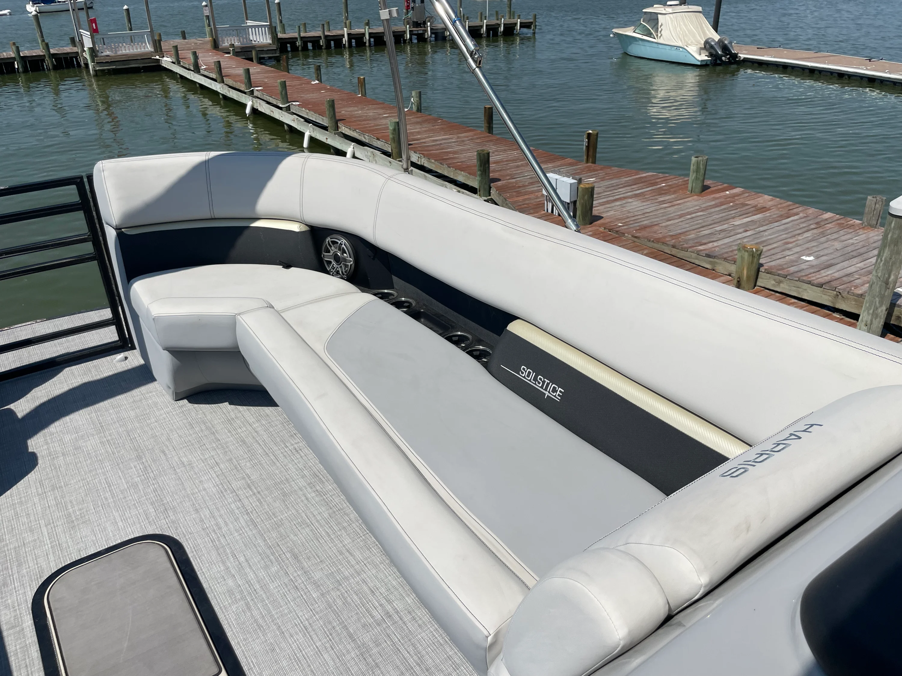 2023 Harris 250 SOLSTICE Image Thumbnail #10