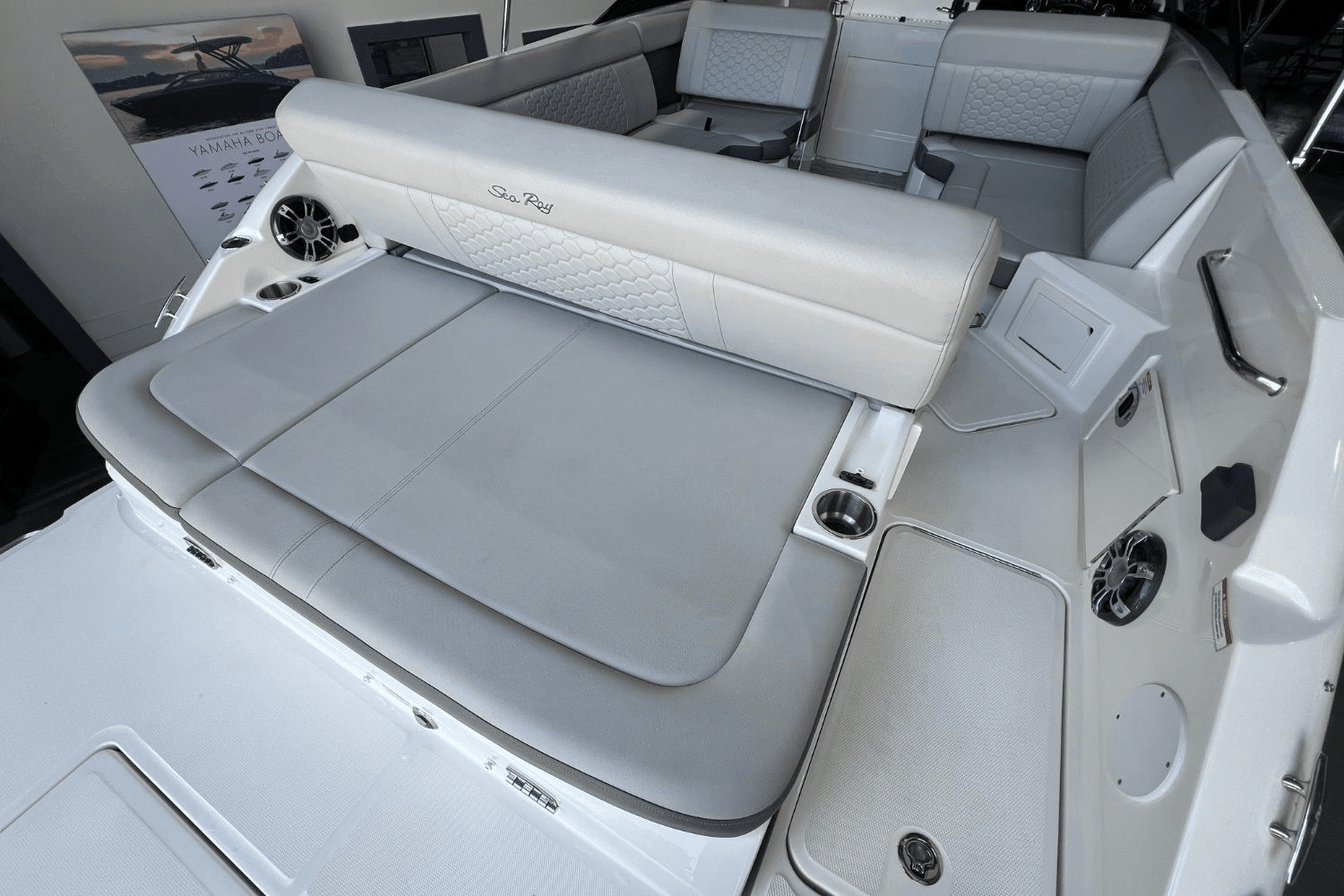 2021 Sea Ray SDX 250 Image Thumbnail #1