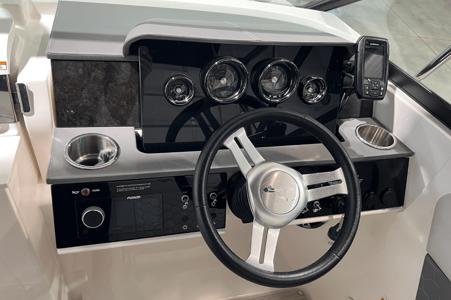 2021 Sea Ray SDX 250 Image Thumbnail #15