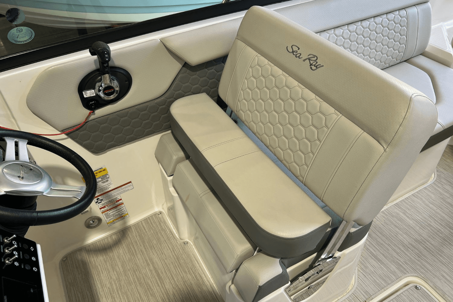 2021 Sea Ray SDX 250 Image Thumbnail #14