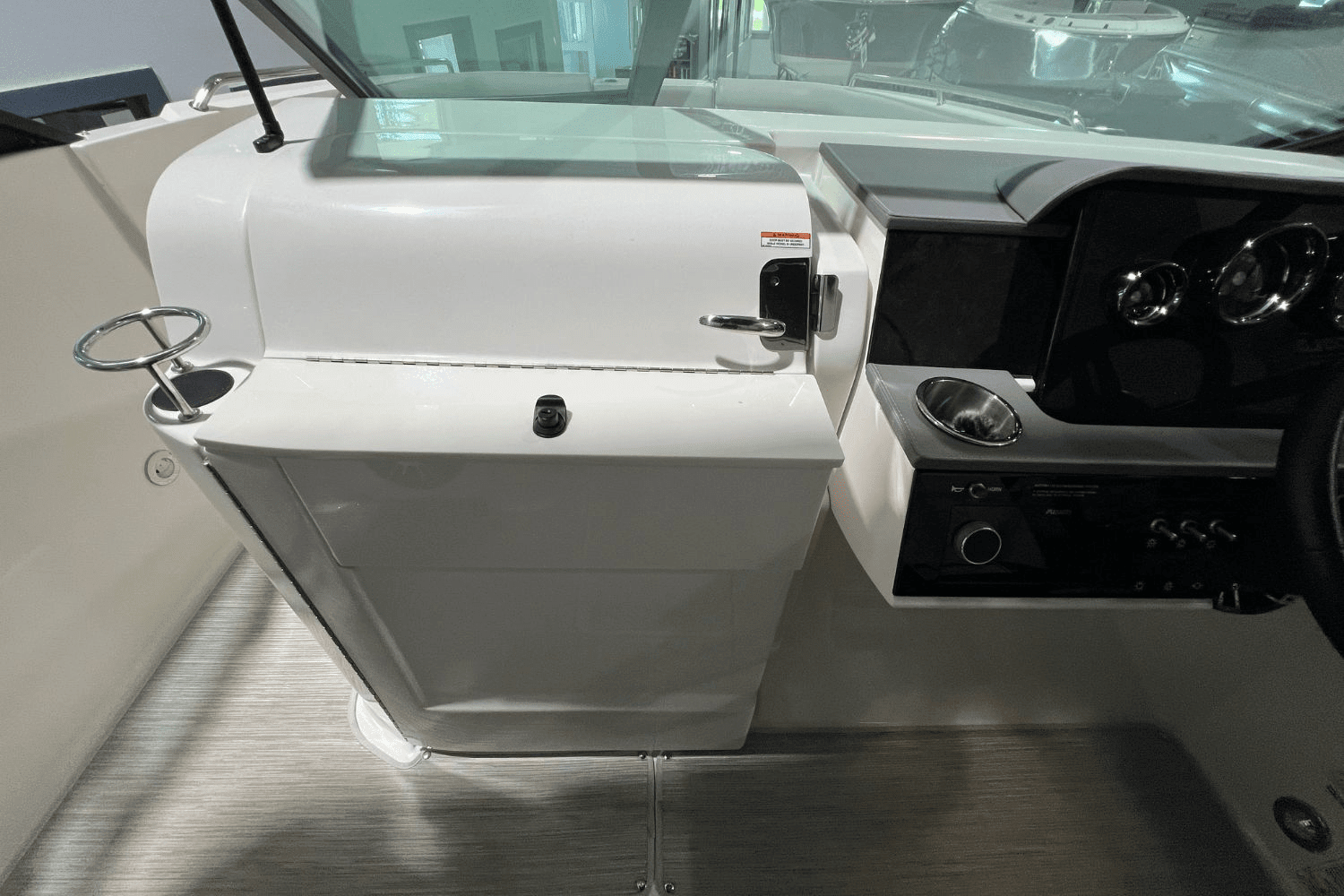 2021 Sea Ray SDX 250 Image Thumbnail #19
