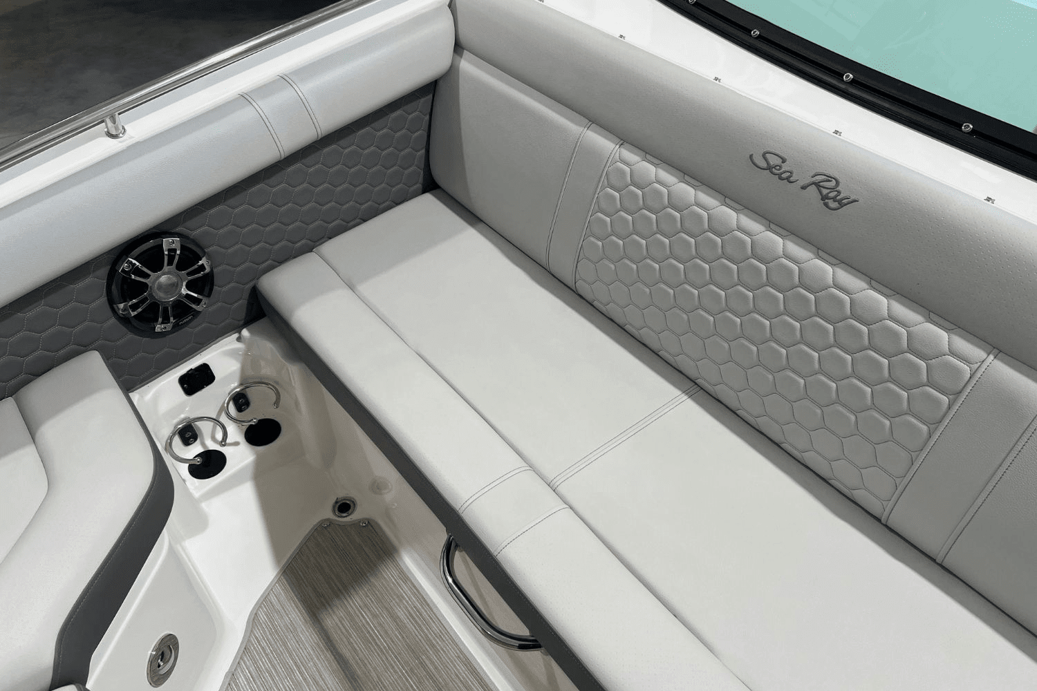 2021 Sea Ray SDX 250 Image Thumbnail #22