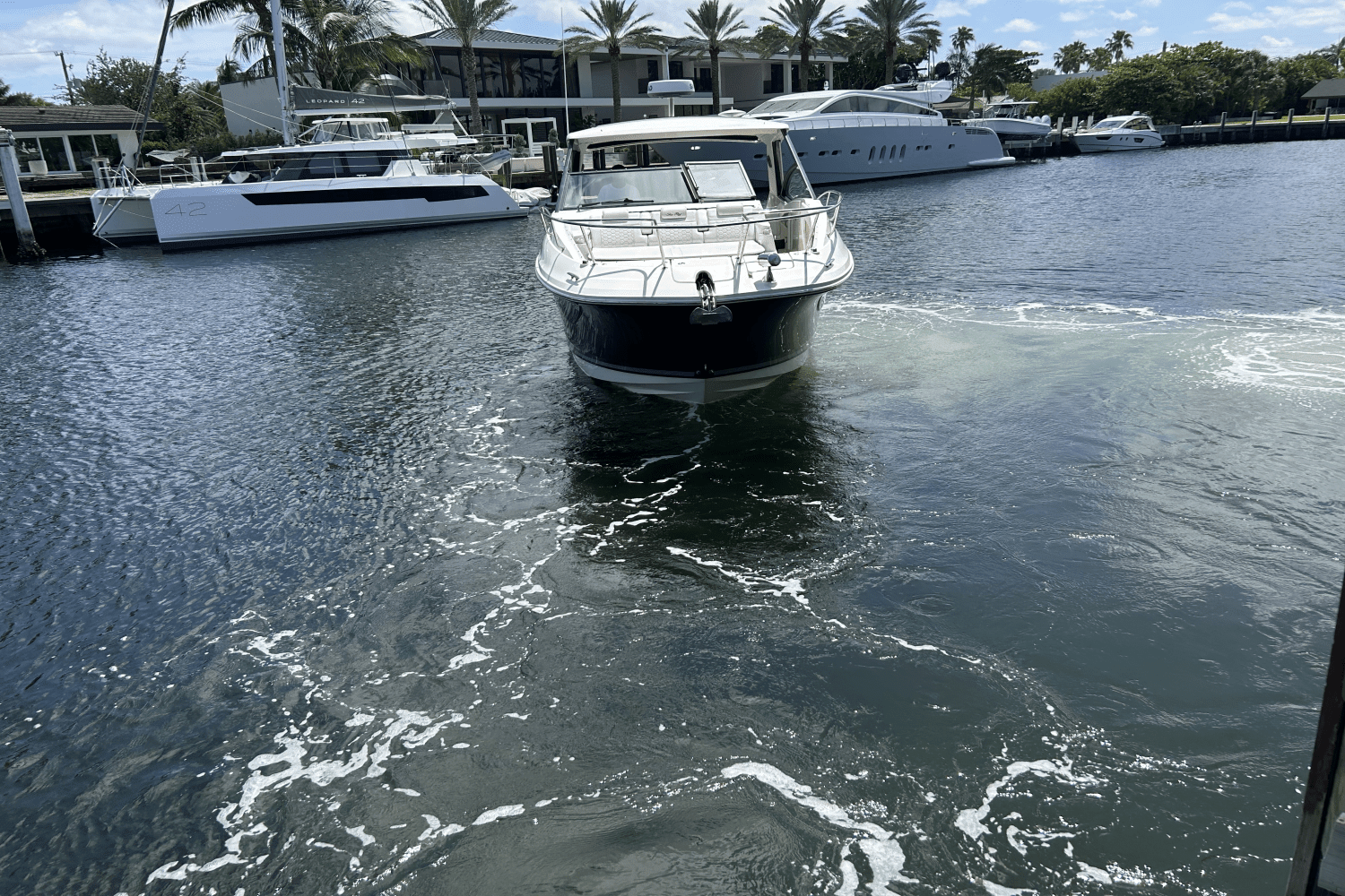 2020 Sea Ray 320 SUNDANCER IO Image Thumbnail #12
