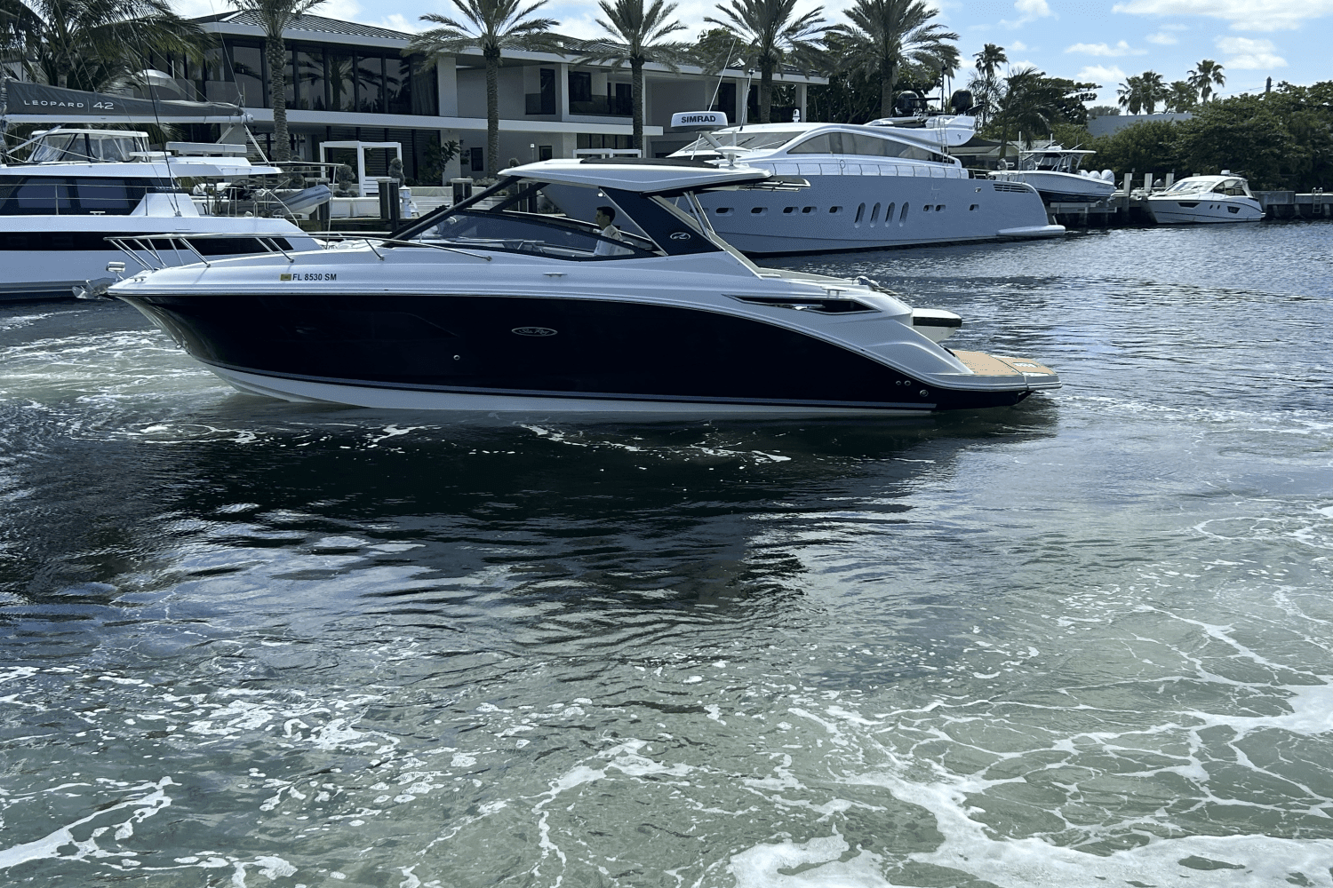 2020 Sea Ray 320 SUNDANCER IO Image Thumbnail #9