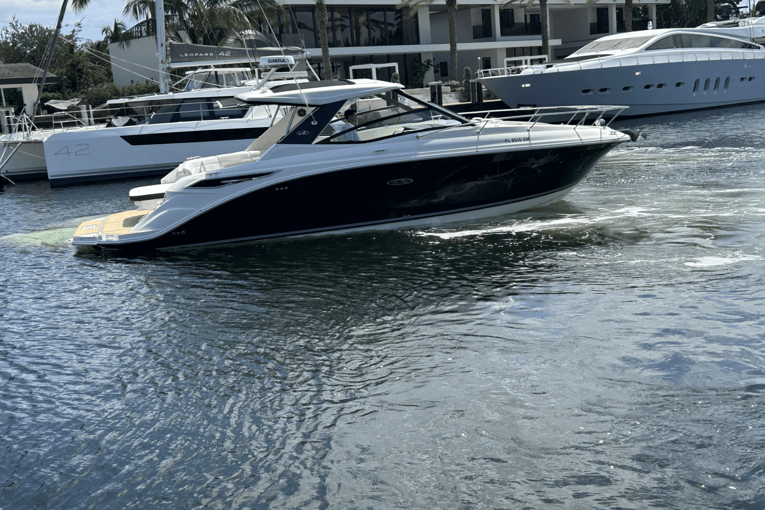 2020 Sea Ray 320 SUNDANCER IO Image Thumbnail #13