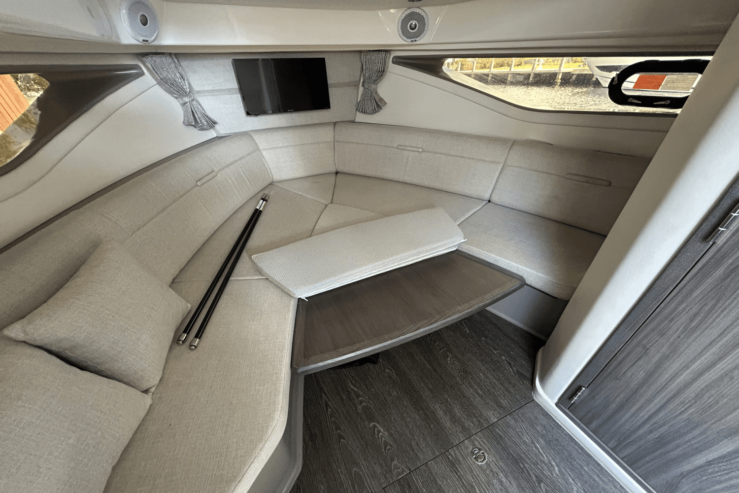 2020 Sea Ray 320 SUNDANCER IO Image Thumbnail #61
