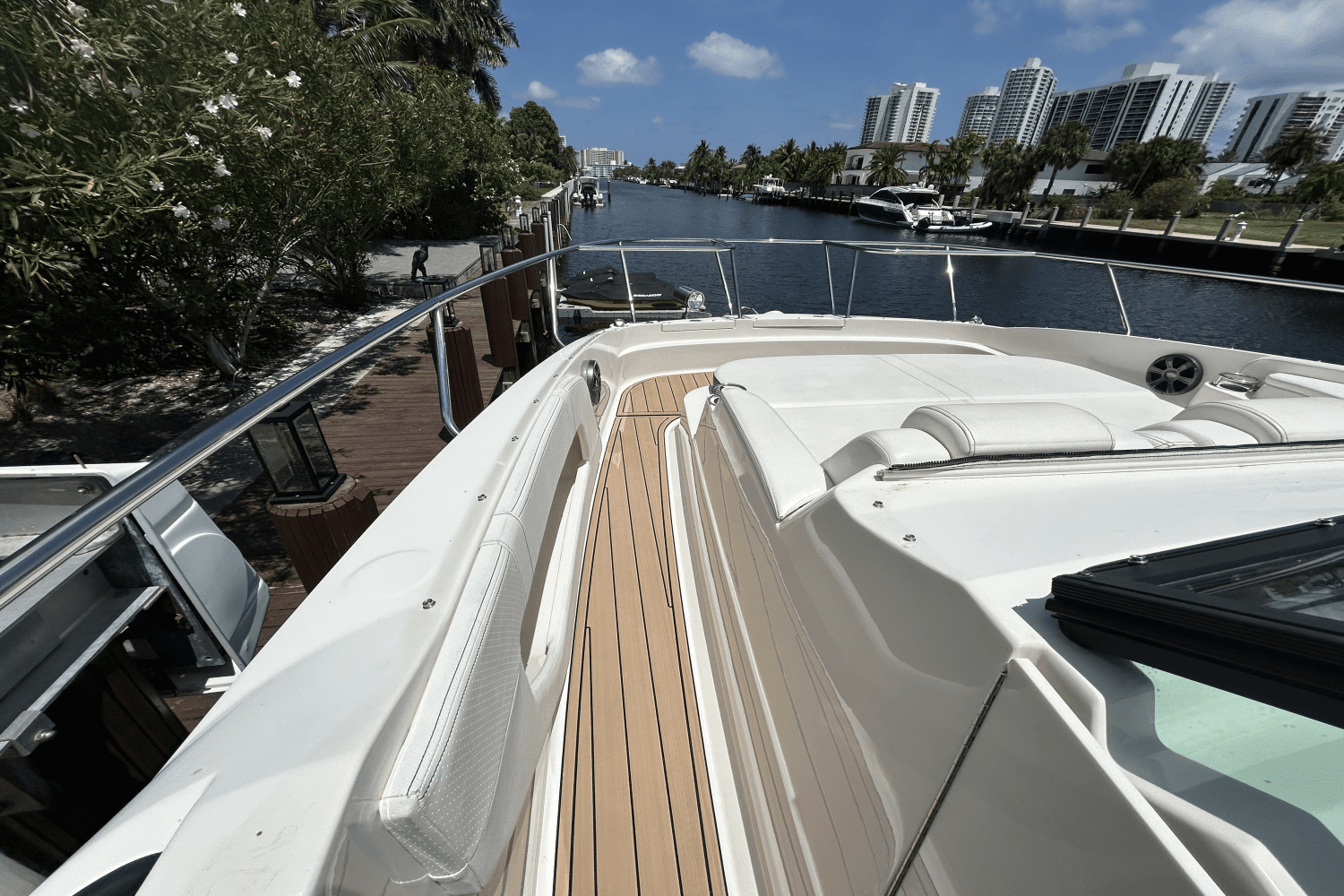 2020 Sea Ray 320 SUNDANCER IO Image Thumbnail #38