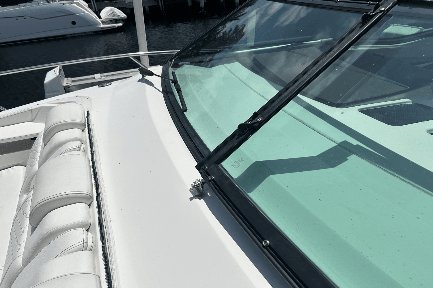 2020 Sea Ray 320 SUNDANCER IO Image Thumbnail #40