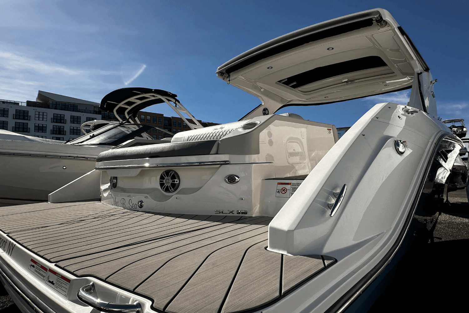 2023 Sea Ray 310 SLX Image Thumbnail #36
