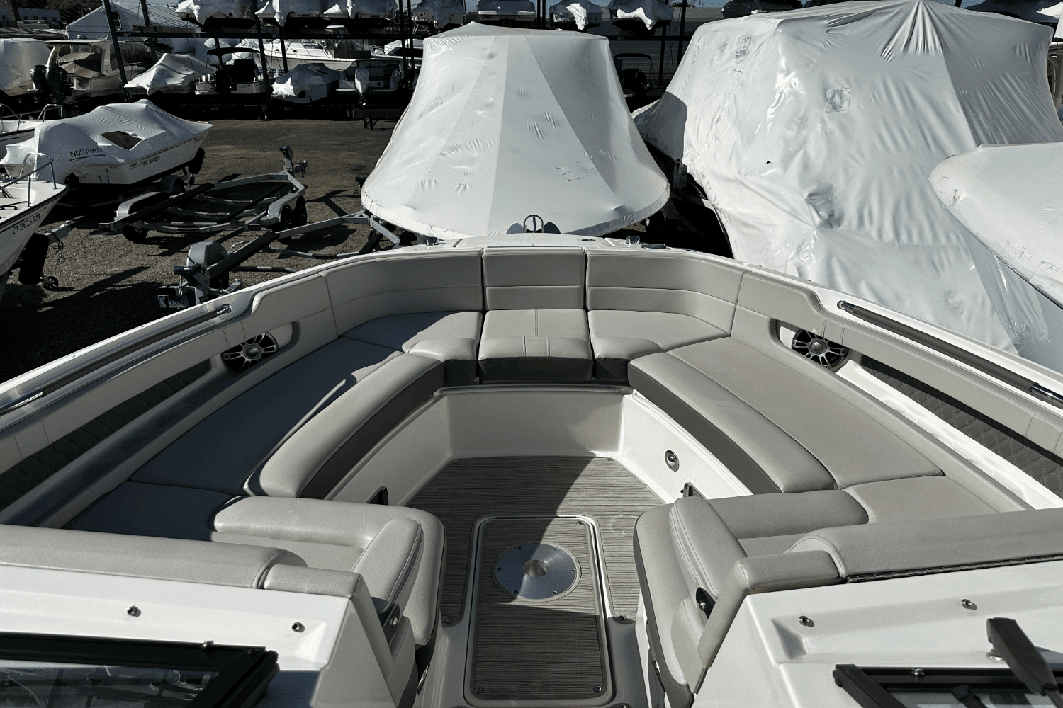 2023 Sea Ray 310 SLX Image Thumbnail #27