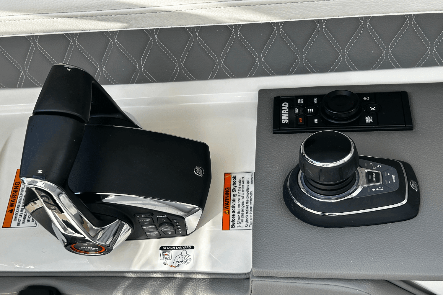 2023 Sea Ray 310 SLX Image Thumbnail #23