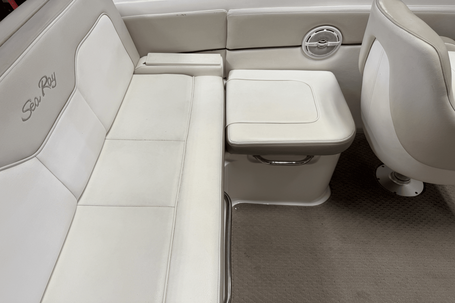 2012 Sea Ray 220 SUNDECK Image Thumbnail #28