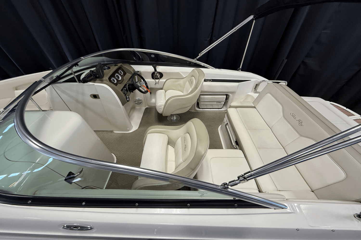 2012 Sea Ray 220 SUNDECK Image Thumbnail #6