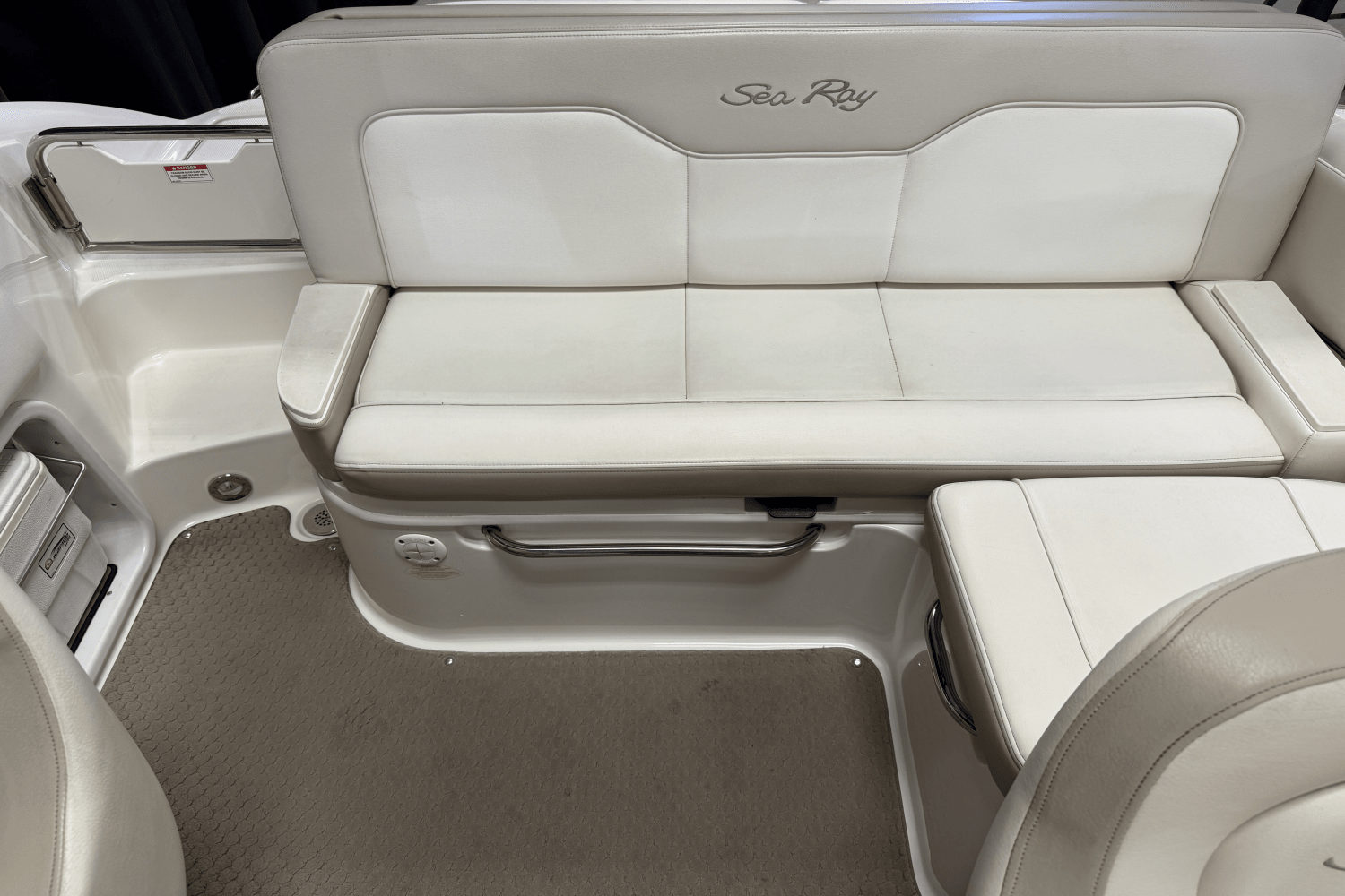 2012 Sea Ray 220 SUNDECK Image Thumbnail #23