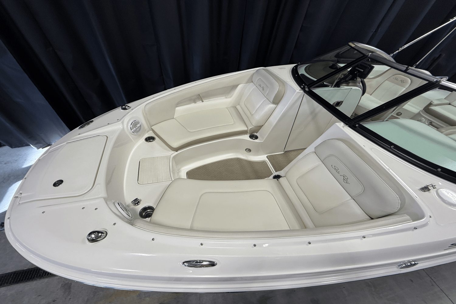 2012 Sea Ray 220 SUNDECK Image Thumbnail #7