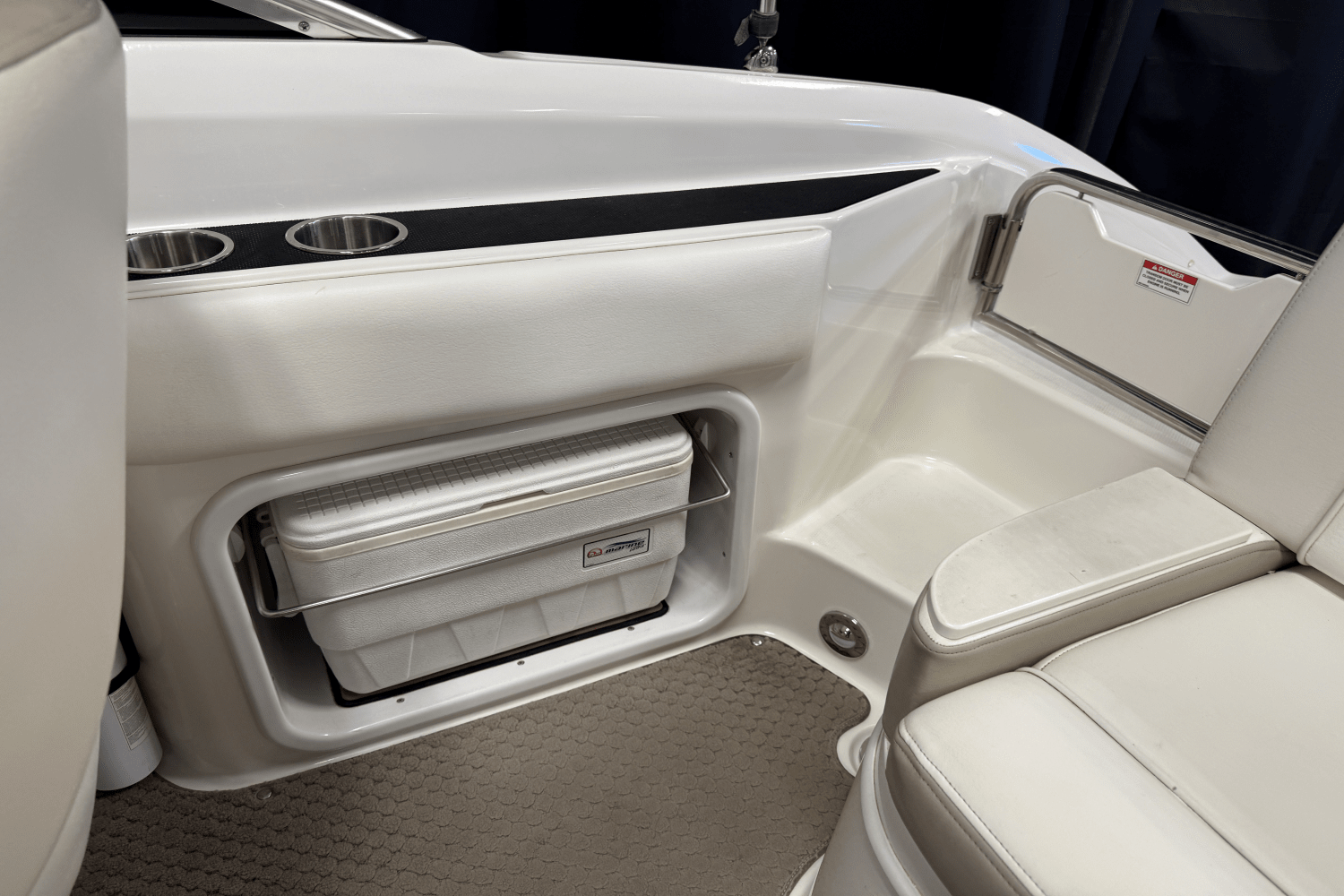2012 Sea Ray 220 SUNDECK Image Thumbnail #21