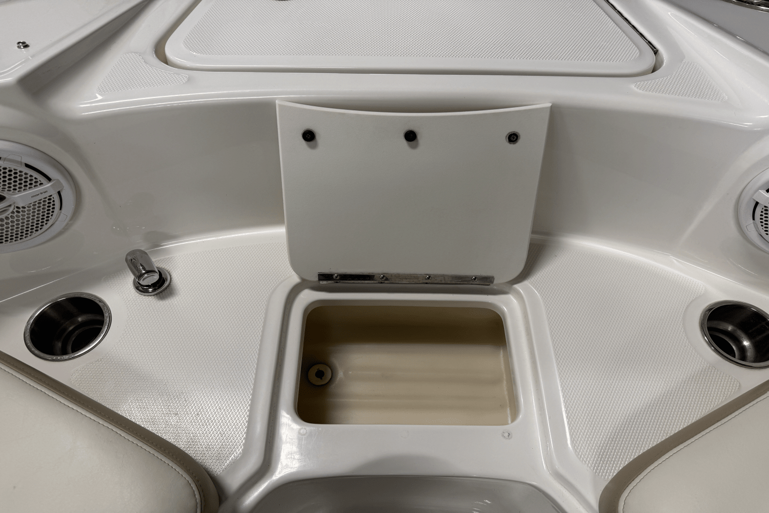 2012 Sea Ray 220 SUNDECK Image Thumbnail #55