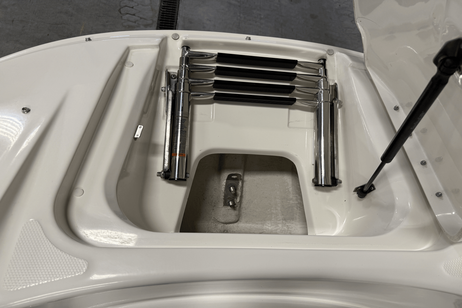 2012 Sea Ray 220 SUNDECK Image Thumbnail #59
