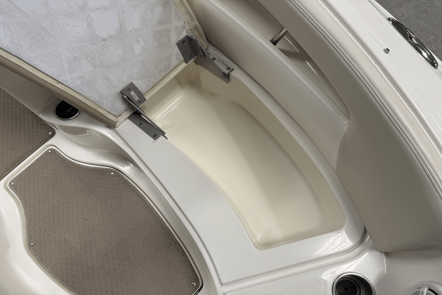 2012 Sea Ray 220 SUNDECK Image Thumbnail #52