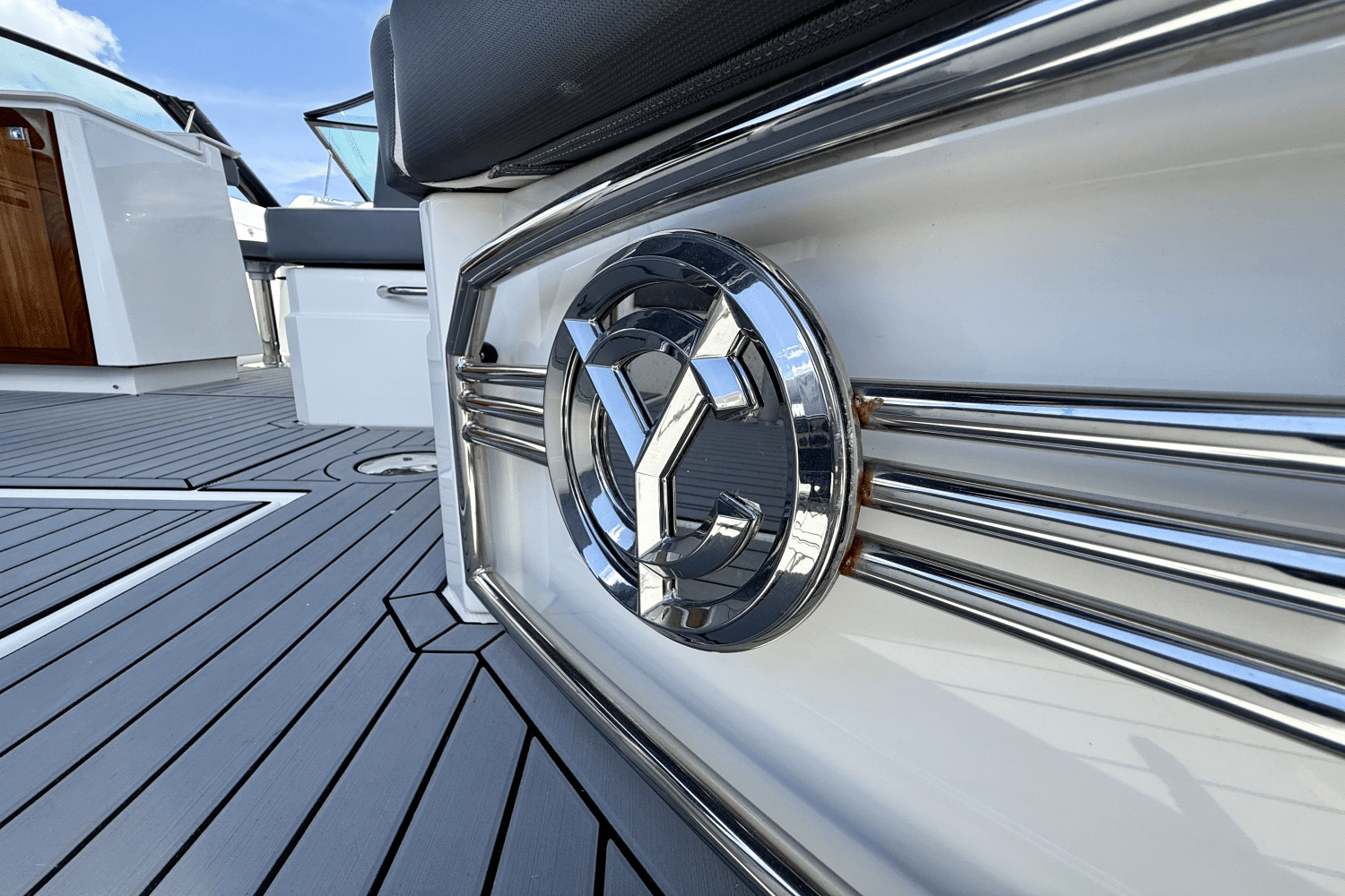 2020 Cruisers Yachts 38 GLS Image Thumbnail #24