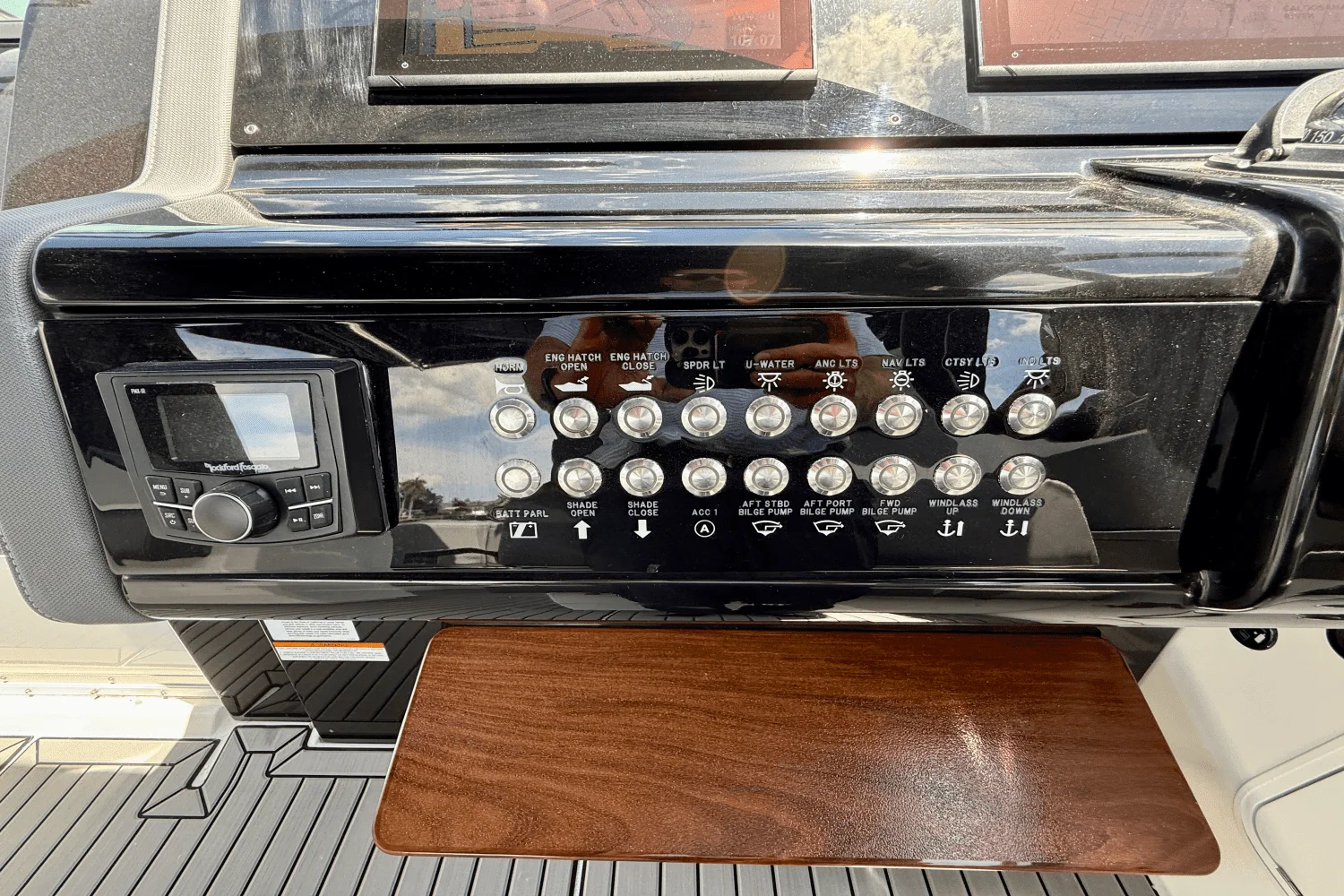 2020 Cruisers Yachts 38 GLS Image Thumbnail #35