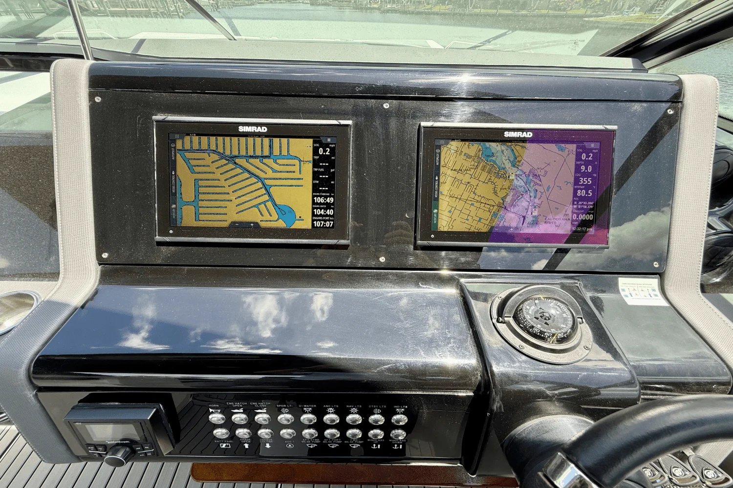 2020 Cruisers Yachts 38 GLS Image Thumbnail #33