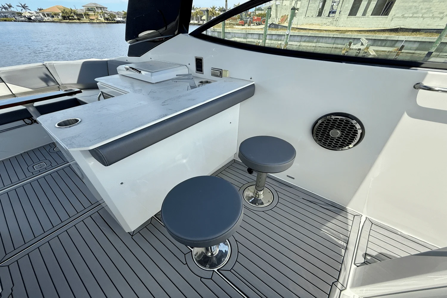 2020 Cruisers Yachts 38 GLS Image Thumbnail #43