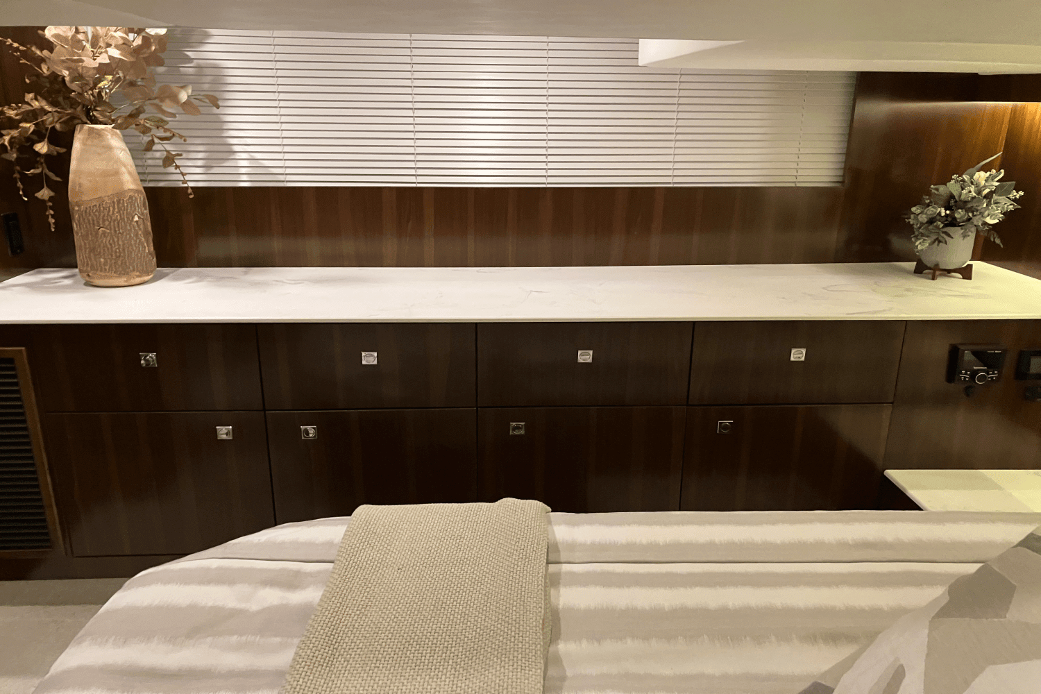 2022 Cruisers Yachts 46 CANTIUS Image Thumbnail #58