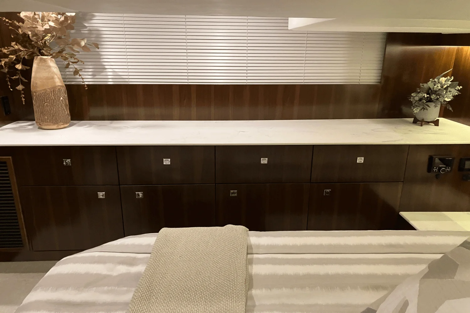 2022 Cruisers Yachts 46 CANTIUS Image Thumbnail #58