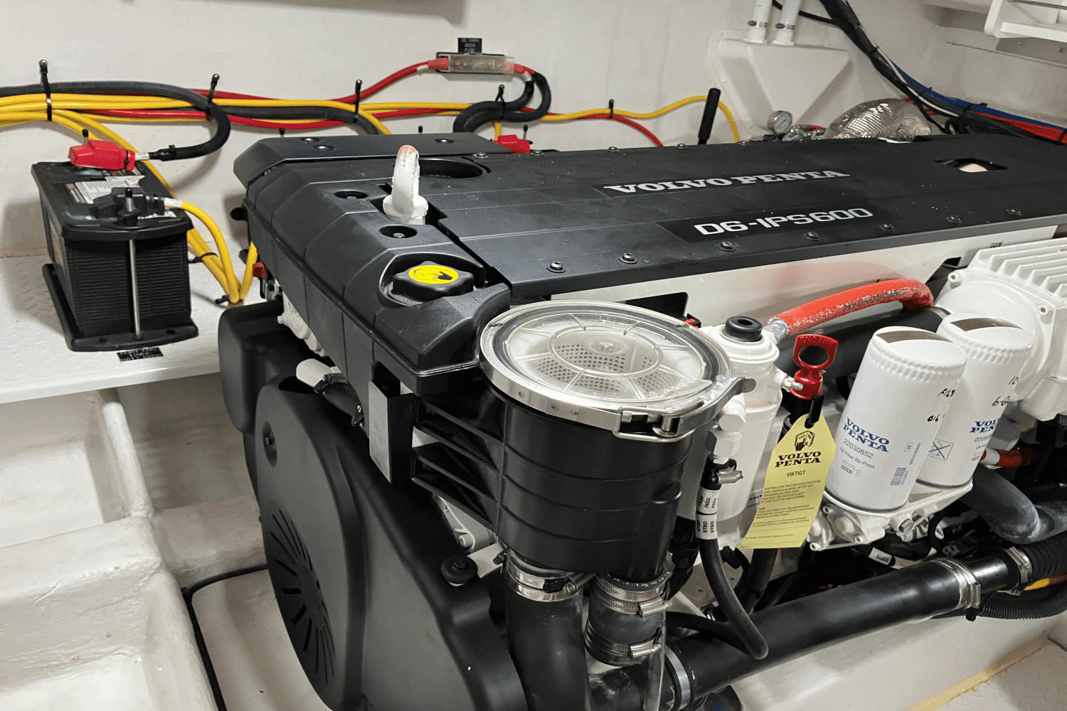 2022 Cruisers Yachts 46 CANTIUS Image Thumbnail #72