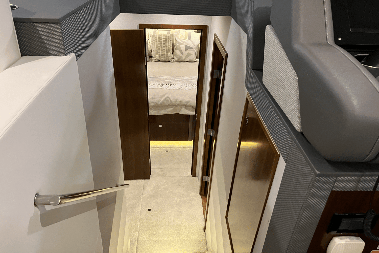 2022 Cruisers Yachts 46 CANTIUS Image Thumbnail #43