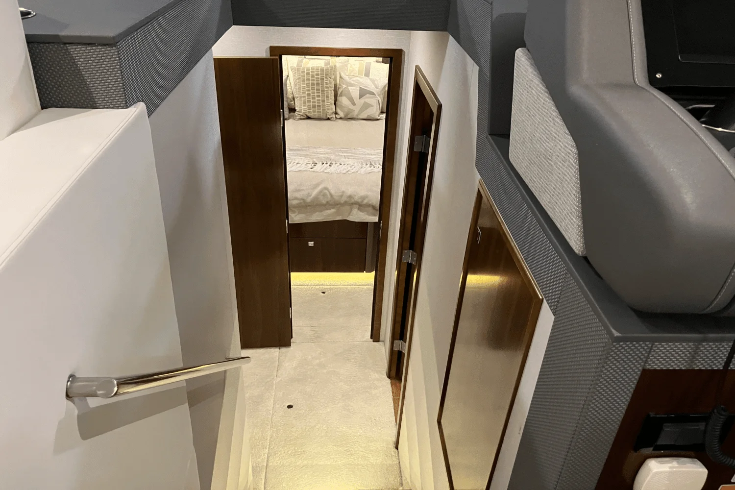 2022 Cruisers Yachts 46 CANTIUS Image Thumbnail #43